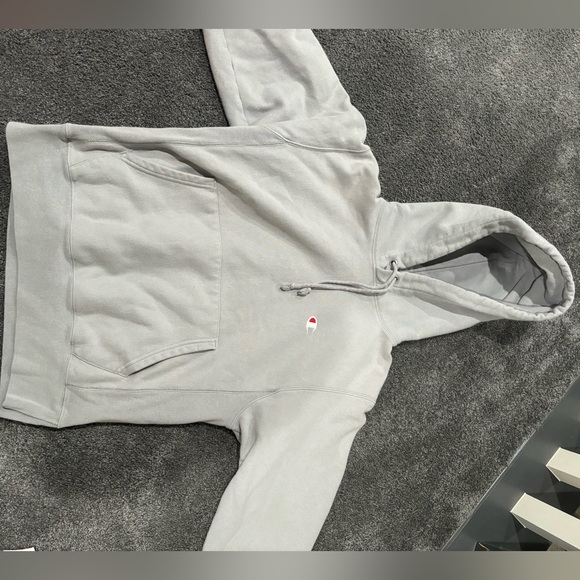 Champion Sweatshirt - Picture 1 of 2